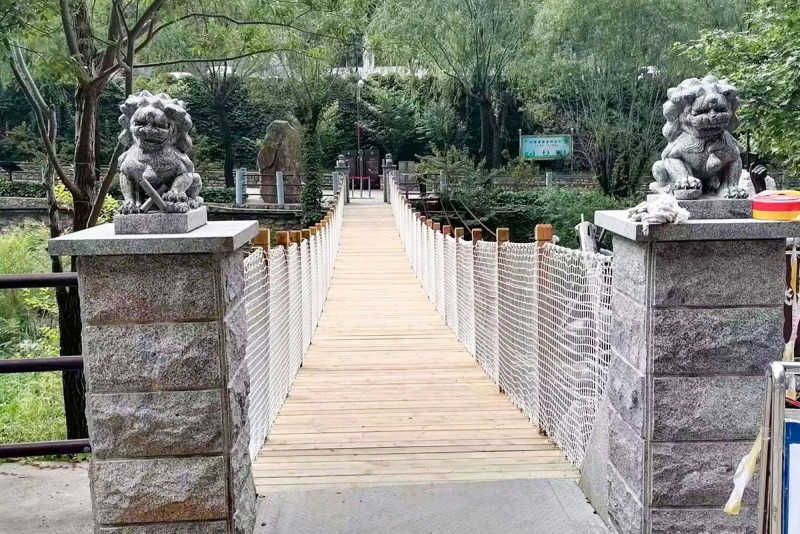 北京青龙峡风景区吊桥