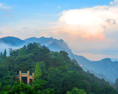 庐山