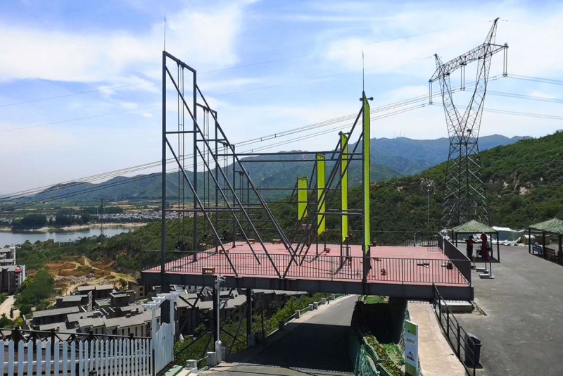 河北石家庄野奢营地悬崖秋千