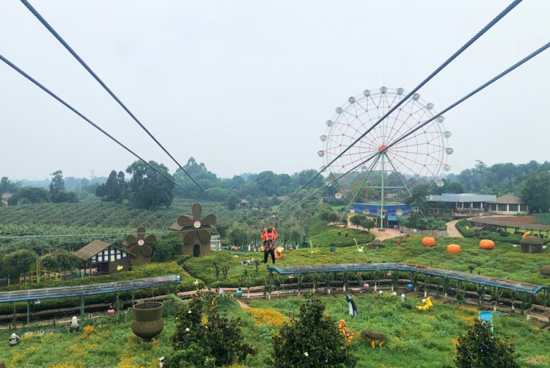 高空滑索