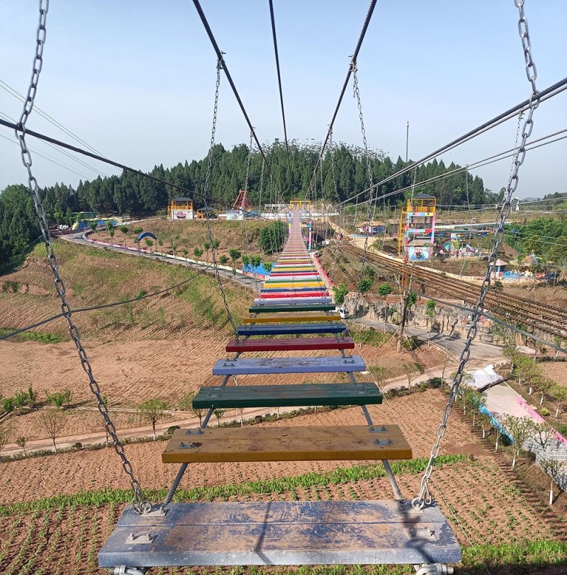 步步驚心高空吊橋