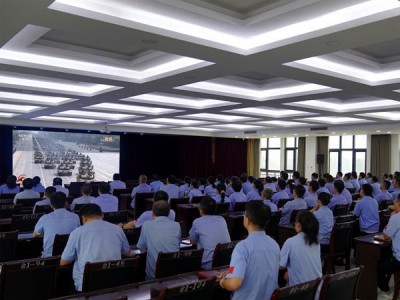 铭记胜利荣光，激发奋斗热情