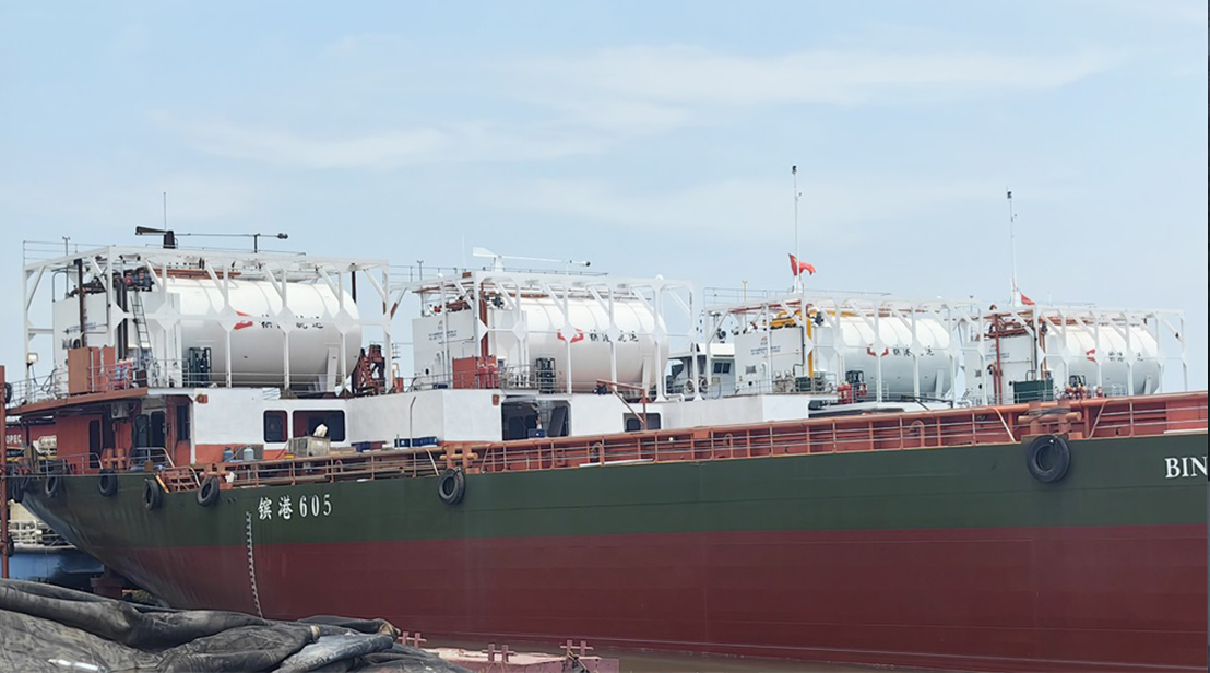 滨港船务 滨港船务.jpg