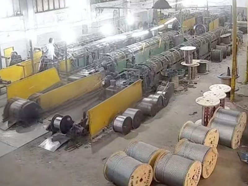 索力特钢丝绳制造  3车间
