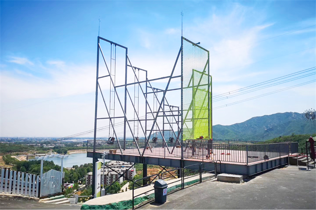 新世纪游乐悬崖秋千 新世纪游乐悬崖秋千