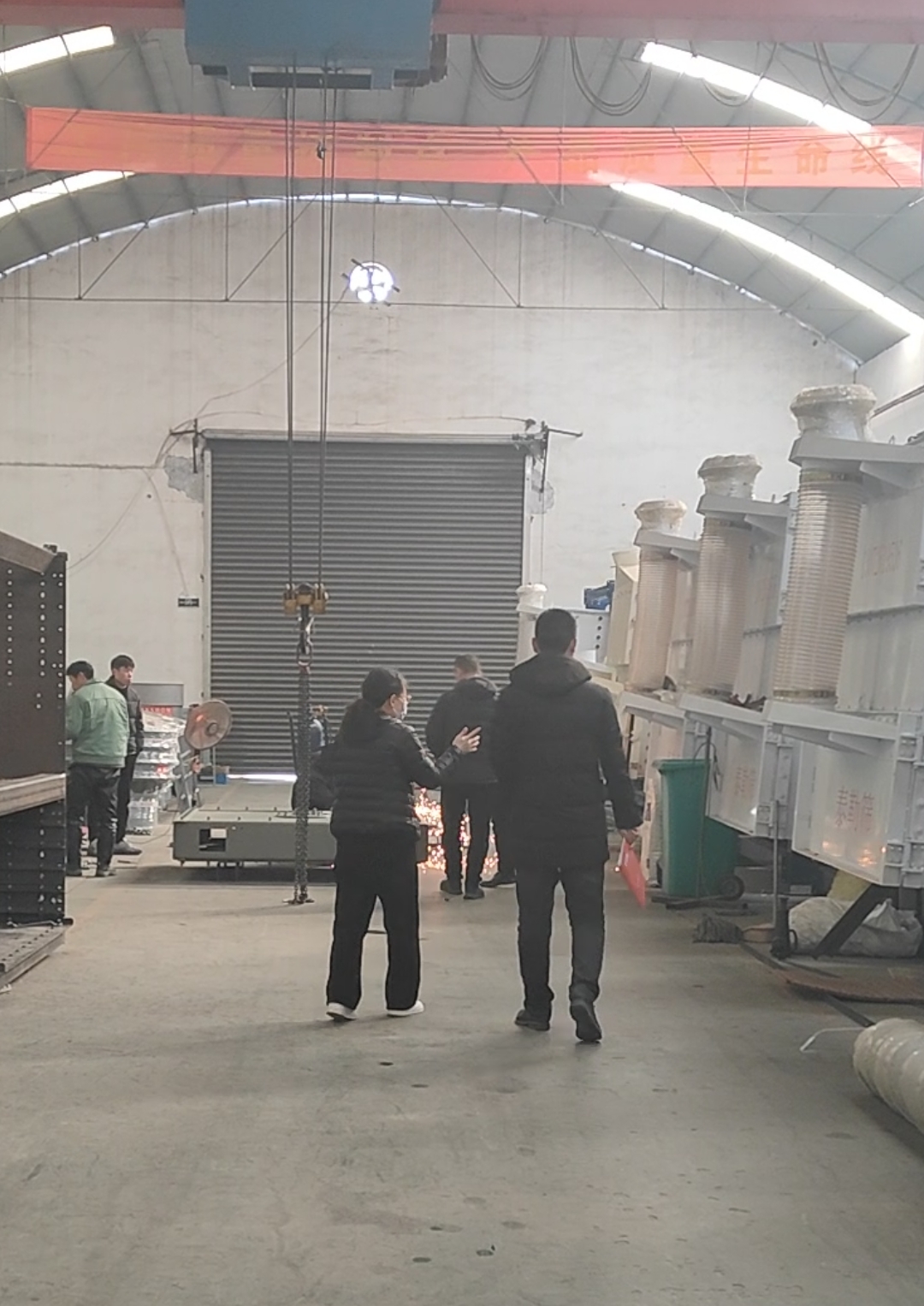 淄博氧化铝客户莅临新乡胜宇机电考察交流，共探产业升级新路径