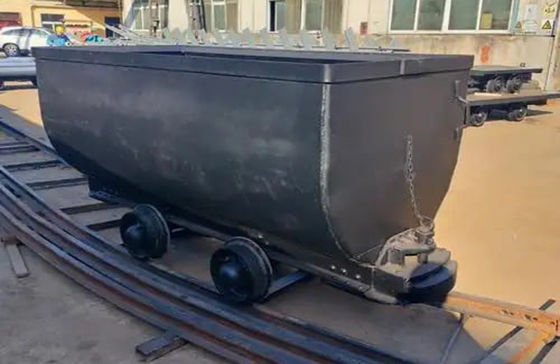 固定车厢式矿车