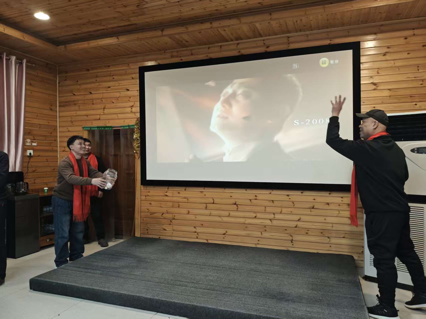 01dc7cfe6fed89b44095339c82091295