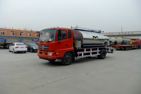 DCLS0660 沥青洒布车