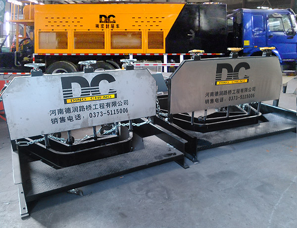 DCVT1500 车辙修复摊铺设备
