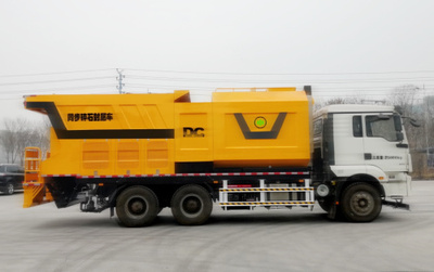 HTN5252TFC沥青碎石同步封层车