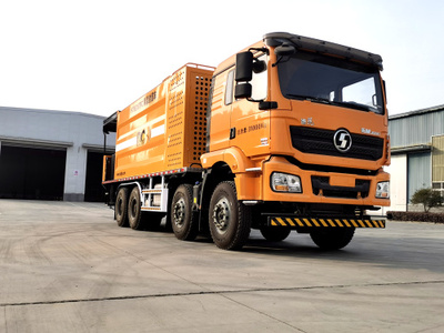 HTN5318TFC型稀浆封层车