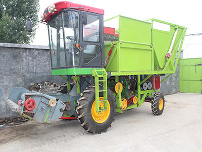 玉米秸秆青储机