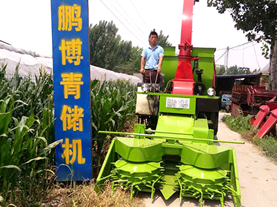 玉米秸秆青储收割机