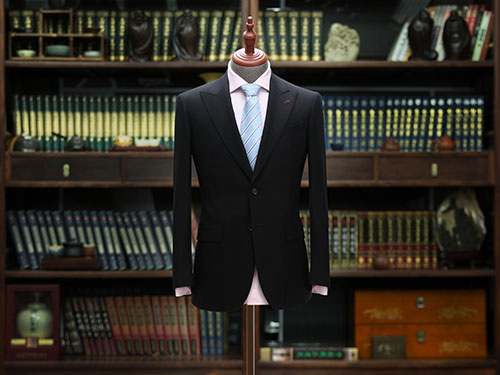 贵阳西服多少钱