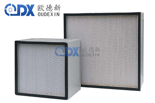 中效過(guò)濾器有隔板