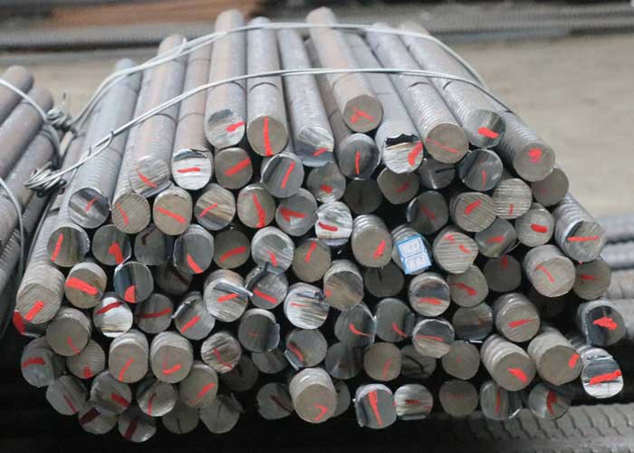 精轧螺纹钢的交货现场