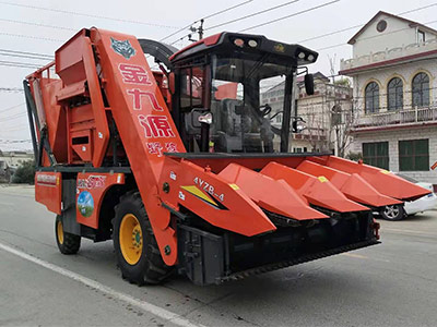 自走式玉米青儲機