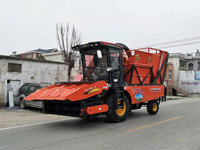 四行玉米青儲機(jī)