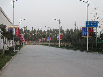 新辉药业厂区道路