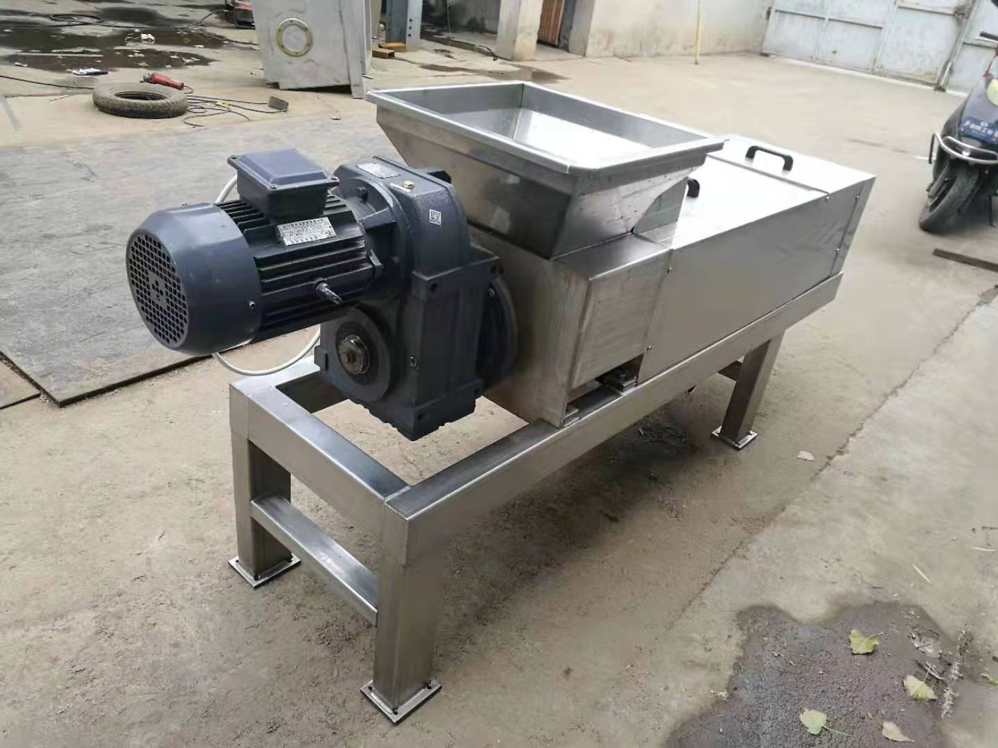 涪陵榨菜集团订购筋皮压榨机