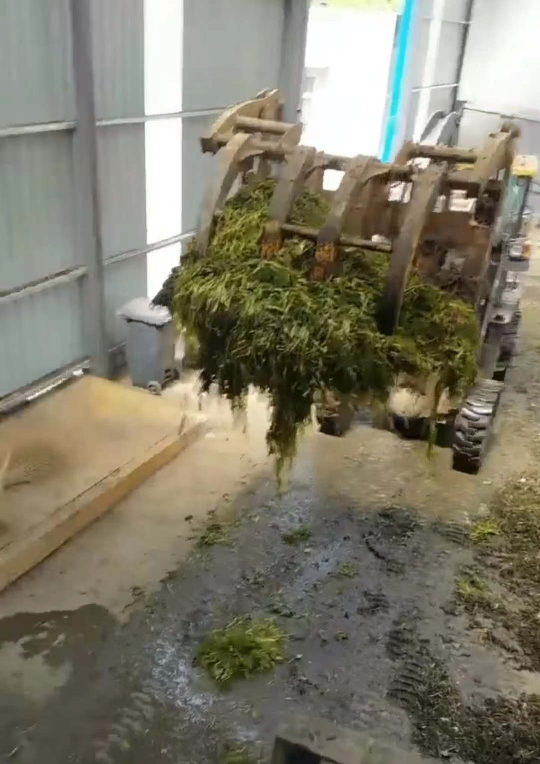 978e26f99bba21bcc317921df7c22a5