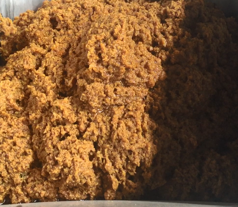 351b9e2f6202c88b48906f91d9aa980