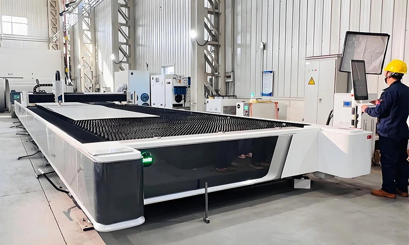 Intelligent laser equipment