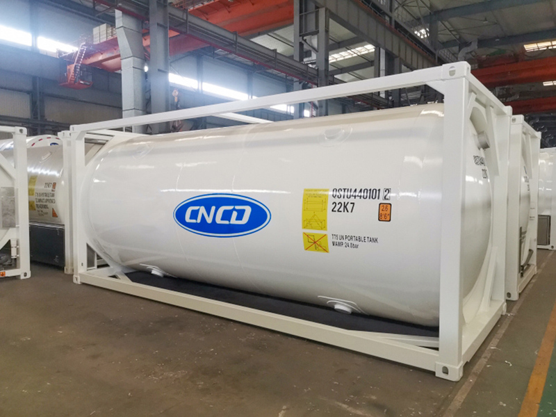 Tank container