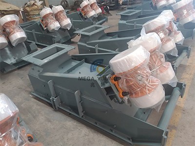 Vibrating feeder
