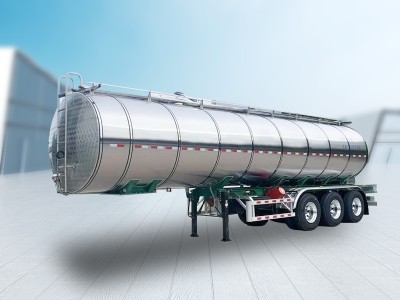 Triaxiality fresh milk transport semi-trailer
