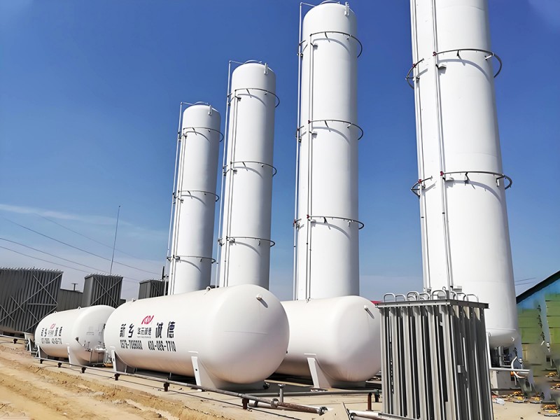 液化天然气贮槽