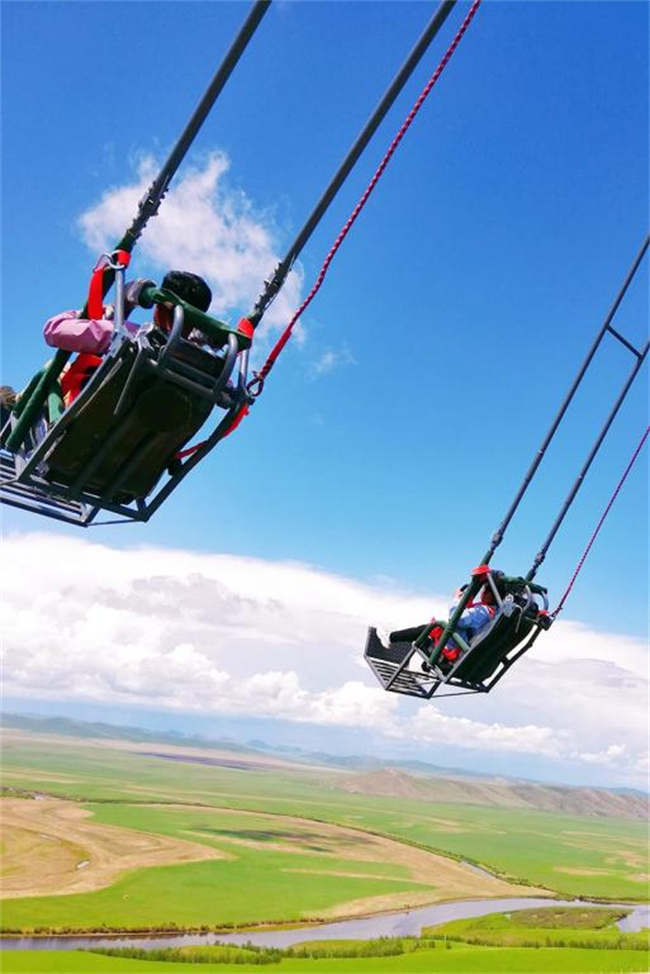 新世纪游乐内蒙古乌兰山高空秋千