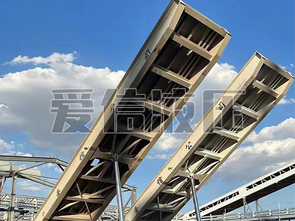 单杠后翻式卸车机