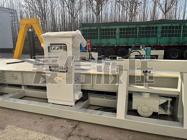 液压翻板卸车机